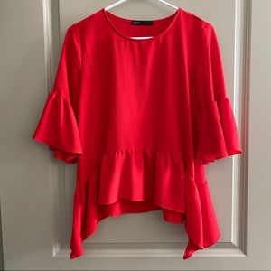 Gibson Ruffle Handkerchief Hem Top